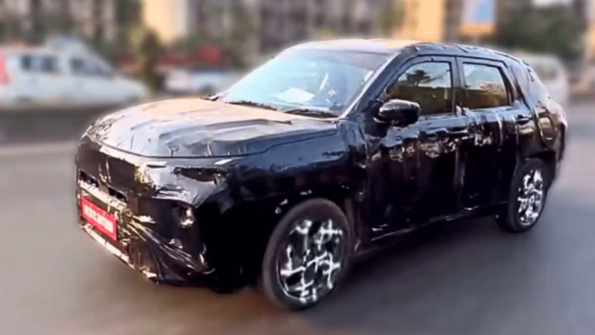 Maruti Suzuki Escudo (Y17)