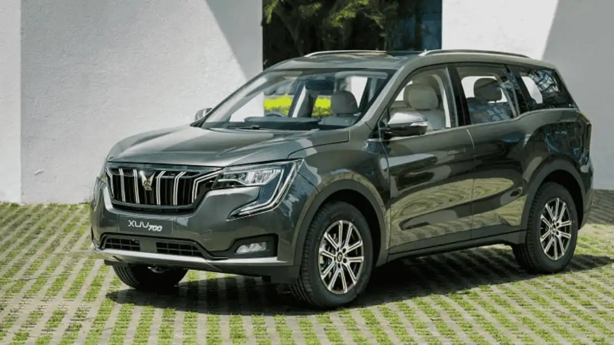 mahindra xuv700 gst rate