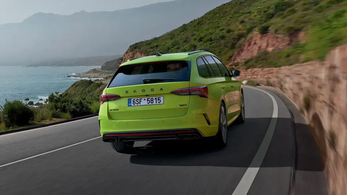 Skoda Octavia RS 2025