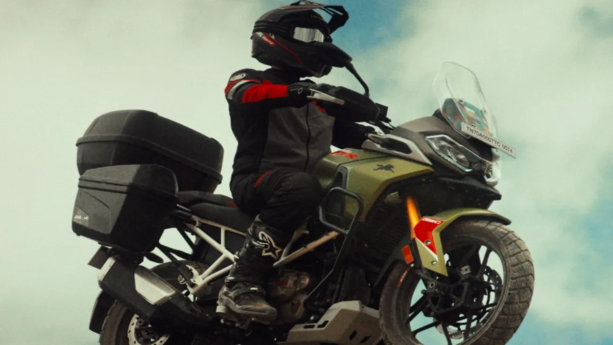 TVS Apache RTX 300
